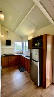 Willostays Amburan hills cabin with mountain waterfalls views - 7