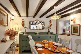 Finest Retreats - Wisteria Way - Dolton - 2