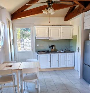 Petite maison climatisée proche de rivière - 6