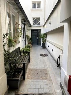 Townhouse in central Paris, all by foot - - 8