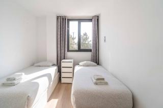 CYV - 3 Bed , pool all year round, go golfing - 5