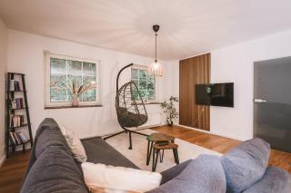 Sadebo Ferienwohnung Hamburg - Ruhig & Geräumig für 6 Gäste - Hamburg - 2