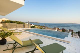 Newly built Villa MarVista with 4 bedrooms,infinity pool & stunning sea and mountain views - 0