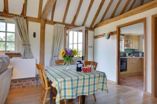 Wagon Lodge at Forstal Farm - 8