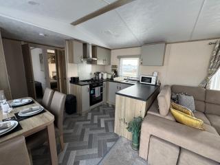 Comfy Cosy Caravan_Romney Sands - Littlestone-on-Sea - 6