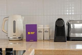 New! Bright 2BR Dalston House with Garden and BBQ - 2