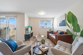 Supersized 2 bed in Central Bentleigh - 4