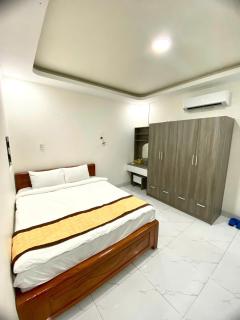 RUBY HOTEL - 9