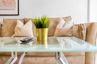 Stylish Apartment - Central - Netflix - High Speed Internet 59L - 5