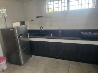 Spacious Room with attached bathroom - 5