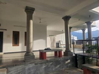 Spacious Room with attached bathroom - 1