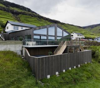 Hotel Vík - 3 BR Wellness Villas with Sauna, Jacuzzi & Panoramic Views - 8
