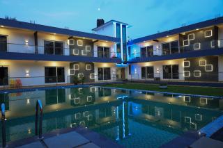 Prasanna Beach Resort - 1
