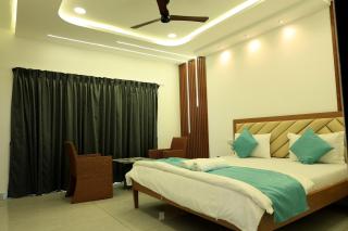 Prasanna Beach Resort - 5