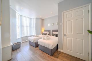 Stunning 1 Bedroom 4 Guest Flat by Anfield Stadium - 7