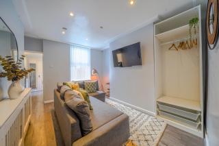 Stunning 1 Bedroom 4 Guest Flat by Anfield Stadium - 0