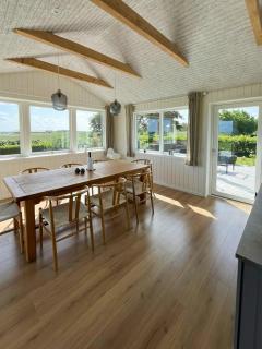 Summer House With Wilderness Bath And Water Views - 6
