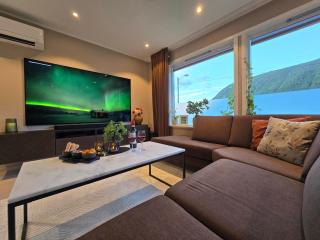 Modern Luxury Villa- Free parking - Tromsø - 4