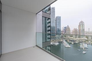 Bespoke Holiday Homes - Luxury 2BR with Stunning Marina Views in LIV Marina - 6