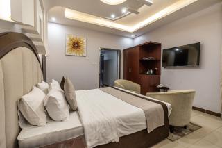 XYZ Hotel Al Munsiyah - 8