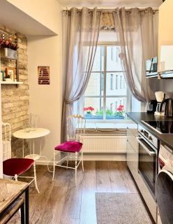Uzupis Deluxe Retreat in Old Town Vilnius - 3