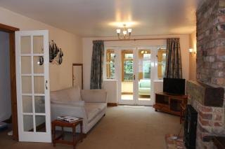 Lymington Courtyard: 4-Bed Modern Cottage Charm - Lymington - 8