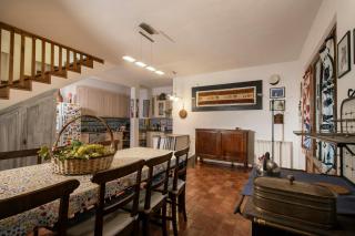 Historic Villa With Pool In The Heart Of Chianti - 6