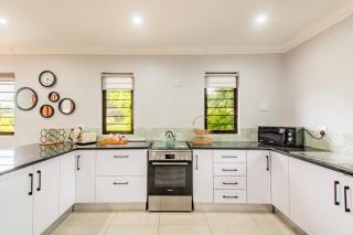 Robyns Nest Self Catering Flat No3 - Kloof - 3
