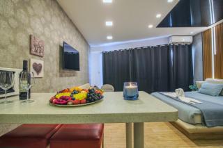 חלום לים - סוויטות מדהימות עם מרפסת לים באשקלון - 1