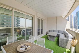 VayK - Vibrant 1BR in the Marina - 8