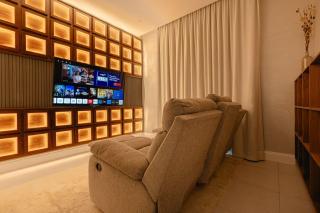 Exclusive Stay with Cinema WiFi Workspace - 0
