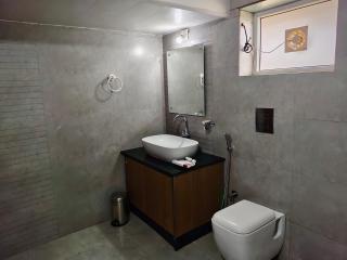 Cheshire Village - Beach Resort - 4