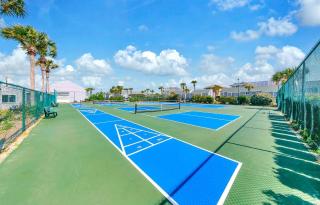 *Modern Serenity/Destin Beach- 2 Pools and Tennis* - 9