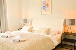 MILPAU Bottrop 2 - Premium-Apartment - 4 Personen mit Queensize-Bett und Einzelbetten - Zentral, Nespresso und Smart-TV - Bottrop - 7