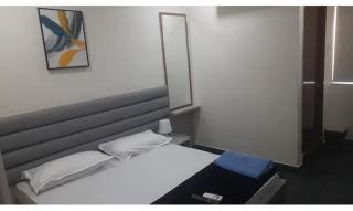 FabHotel Yendluri's Abode - 5