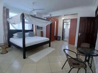 Ary Homestay Nyali- A Walk to Nyali Beach - Nyali - 4