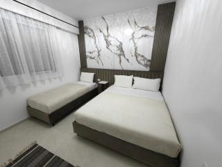 Lungomare Luxury Sea View Apartaments - Valona - 1