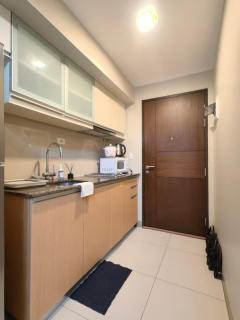 Uptown BGC 1BR Modern Pool View Unit by Terravista - Manila - 9