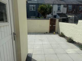 Lovely 3 Bedroom house -  - 1
