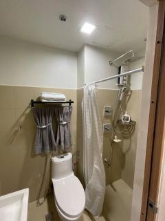 Luxury Staycation at Shore 3 Mall of Asia - 7