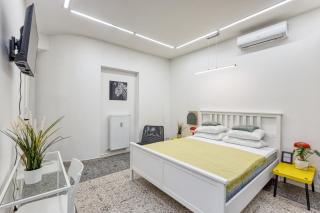 B121 Apartment - 8