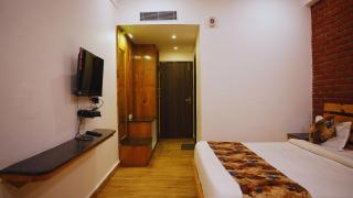 Hotel PineRock Restro n' Cafe - Mussoorie - 5