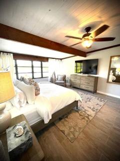 04 Rustic meets beachy in Wilton Manors! - 9