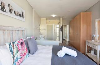 Luxury Beachfront Loft , L21 Seaside Village, Big Bay, Cape Town- 3 bedroom - 3