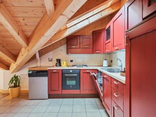 Belvilla by OYO Charming Apartment in Brez with TV - 8