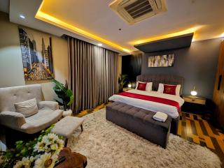 Gold Crest Grand Mall Luxury Apartments By Alvis Suite - Lahore - 0