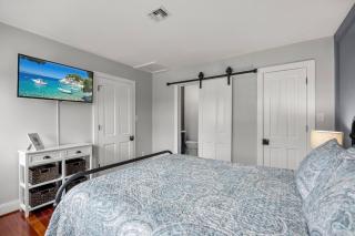 NEW Calle De Santiago in the Heart of Pensacola! - 5
