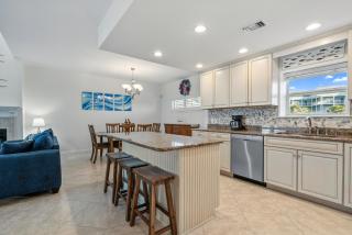 Portside Villas Unit 17 - 8