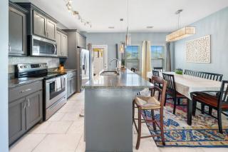 *NEW* Arcade Games & Steps to Beach! | 1800+ Sq Ft - 1