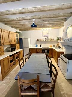 Owl Farmhouse, Quiet Country Retreat - 8